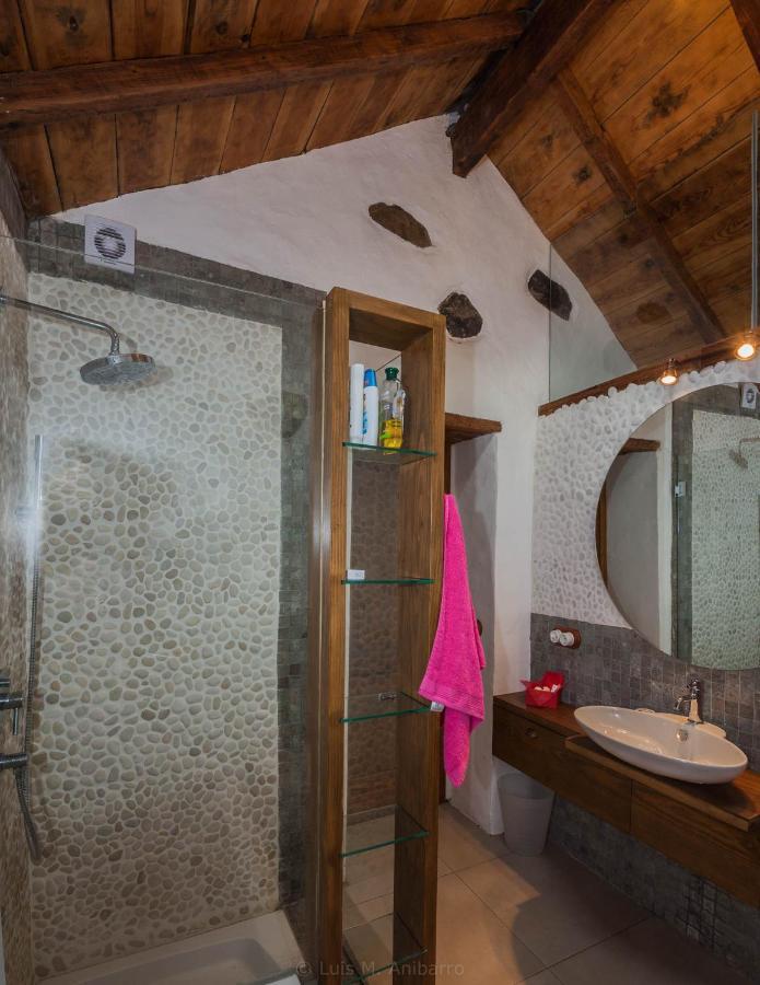 Historic Canarian House, Private Heated Infinity Pool, Bbq, Wifi + Panoramic Ocean Views Arona  Extérieur photo
